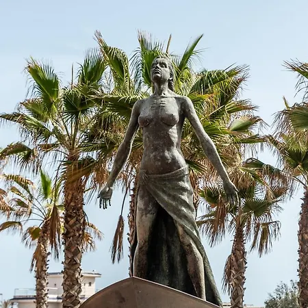 Lxr Sun & 2hab. * 丰希罗拉